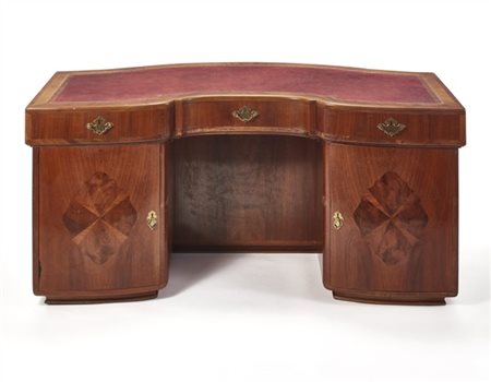 Alberto Issel Scrivania da centro di forma mossa in legno massello impiallacciat