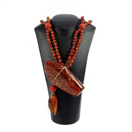 COLLANA in ambra e oro giallo 18 KT