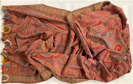 Scialle Kashmir, India, metà secolo XIX. Spolinato a mano in lana. Composto da