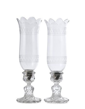 Baccarat Coppia portacandele in cristallo con base baccellata. Marchio a tampone