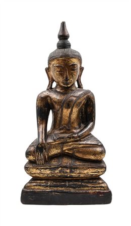 Scultura in legno dorato raffigurante Buddha in preghiera
Birmania, secolo XIX