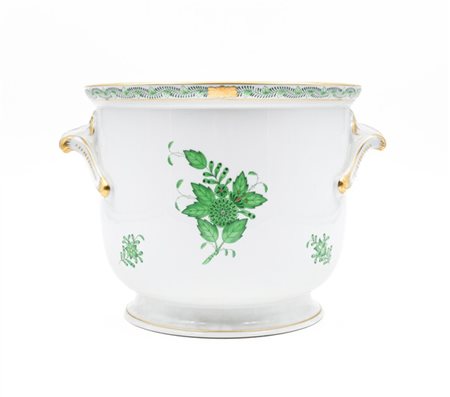 Manifattura di Herend. Cachepot biansato in porcellana decorato in monocromia A