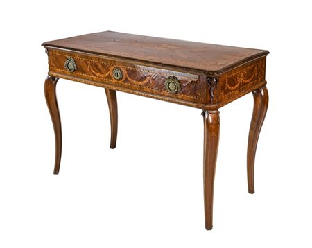 Tavolo da parete lastronato e intarsiato in legni di differenti essenze, piano