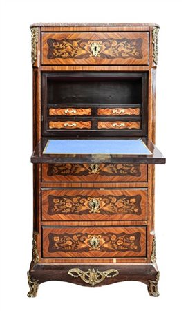 Secretaire a quattro cassetti e due finti cassetti con ribalta celante tiretti