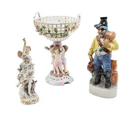 Manifatture diverse, secolo XIX-XX. Lotto composto da una alzata a cesto biansa