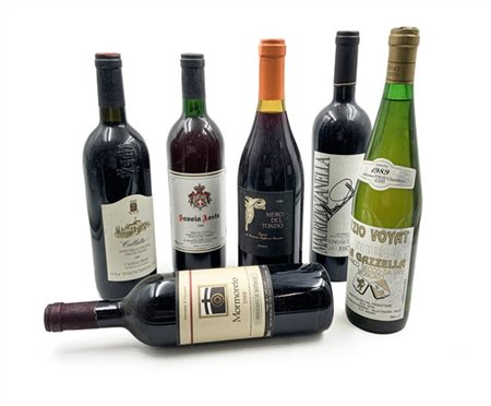 Lotto composto da oltre 20 bottiglie di vino in tre cartoni, tra le quali Nero