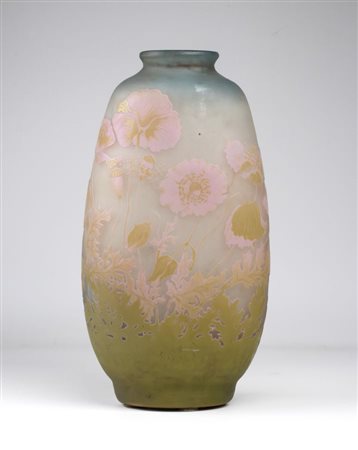 (attribuito a) Émile Gallé (Nancy, 1846 - Nancy, 1904) 
Vaso ovoidale 
 Altezza: 31,5 cm.