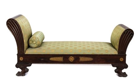  
Dourmouse francese Impero XIX secolo
 Altezza x larghezza x profondità: 84 x 177 x 64 cm.