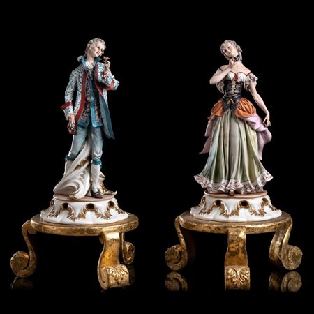 Tosca  
Coppia di figure italiane in porcellana Capodimonte, XX sec
 Altezza: 45 cm l'una.