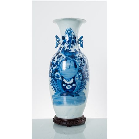 MANIFATTURA CINESE DEL XIX SECOLO, Vaso