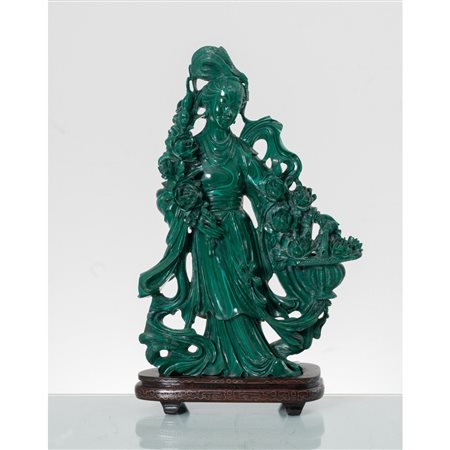 MANIFATTURA ORIENTALE DEL XX SECOLO, Grande scultura