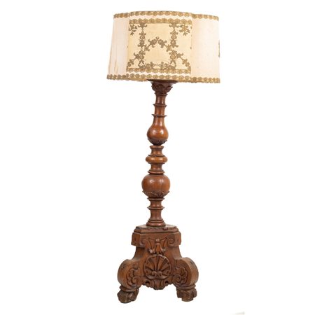 MANIFATTURA SICILIANA DEL XVII SECOLO, Grande torcere