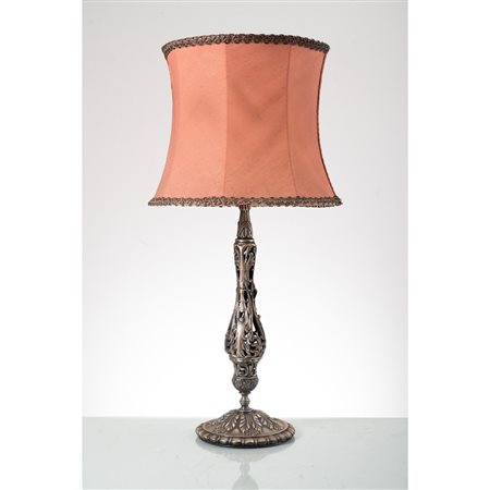 LUME, SCATOLA E BORRACCIA