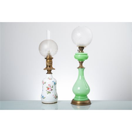 MANIFATTURA SICILIANA DEI PRIMI DEL '900, Due lumi a petrolio