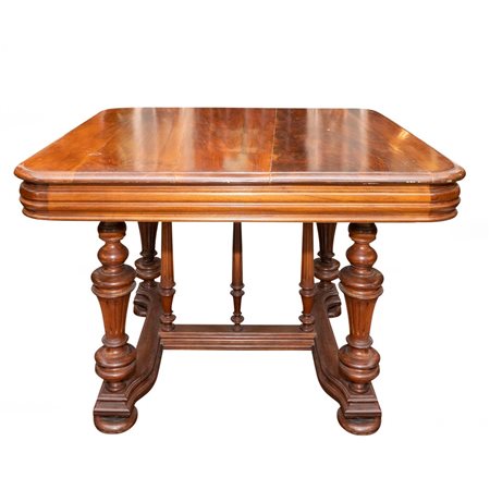 MANIFATTURA ITALIANA FINE XX SECOLO, Tavolo e quattro sedie