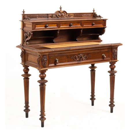 MANIFATTURA FRANCESE DEL XIX SECOLO, Scrittoio con due sedie