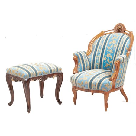 MANIFATTURA ITALIANA XIX SECOLO, Poltrona da riposo e pouff