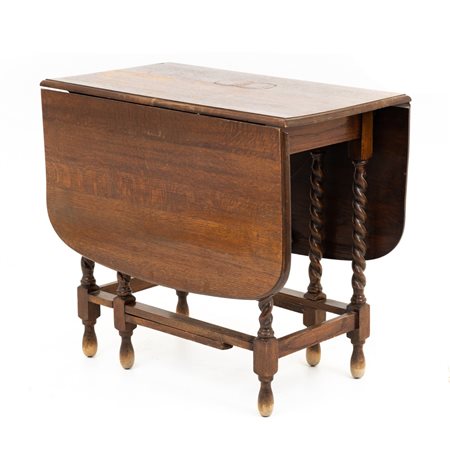 MANIFATTURA INGLESE DELLA FINE DELL' 800, Tavolino