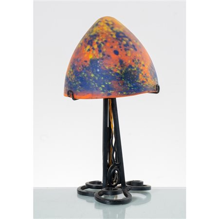 MANIFATTURA EUROPEA DEL XX SECOLO, Lampada