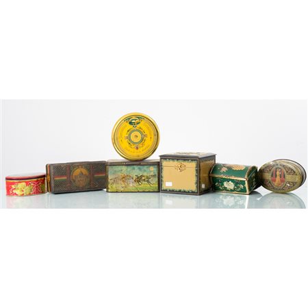 MANIFATTURA ITALIANA DEL XX SECOLO, Sette scatole in latta