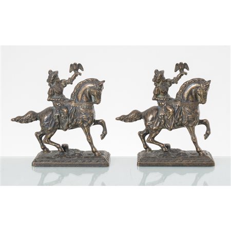 MANIFATTURA EUROPEA DEL XX SECOLO, Coppia di sculture