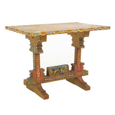 PICCOLA VETRINA E TAVOLINO