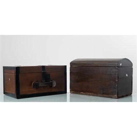 MANIFATTURA SICILIANA XX SECOLO, Due piccole casse da viaggio