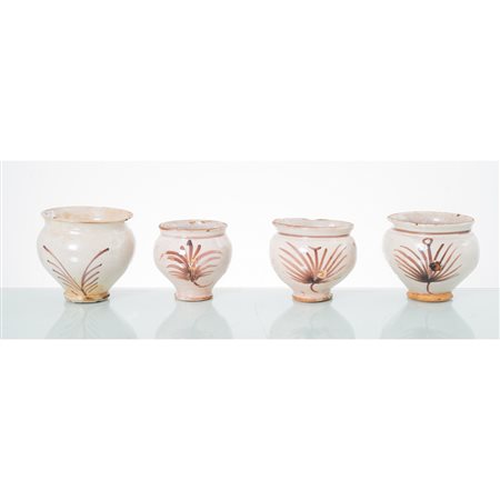 MANIFATTURA SICILIANA DEL XX SECOLO, Quattro vasetti