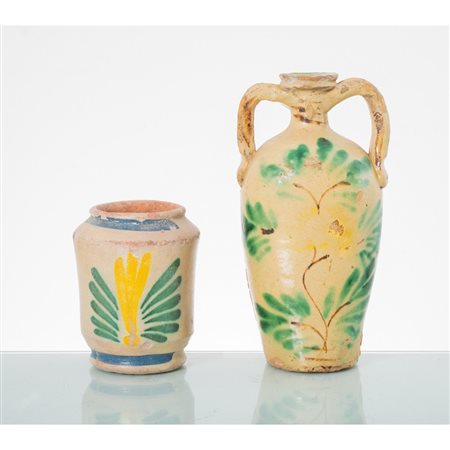 MANIFATTURA SICILIANA XIX SECOLO, Piccolo cilindro e fiasca