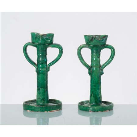 MANIFATTURA SICILIANA FINE DEL XIX SECOLO, Coppia di lucerne