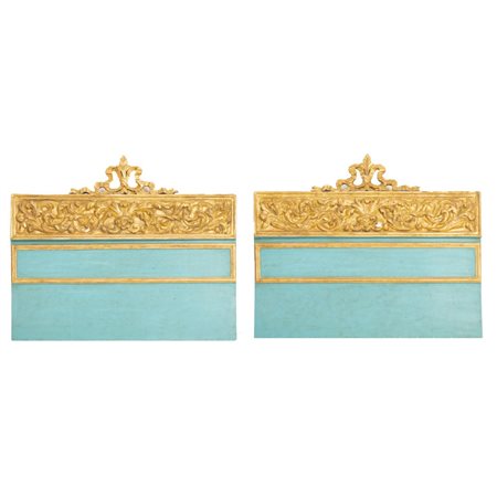 MANIFATTURA SICILIANA XVIII SECOLO, Coppia di fregi