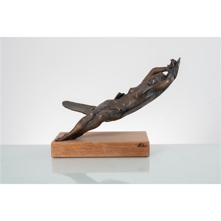 LEONARDO LUCCHI, Figura sdraiata, Scultura in bronzo