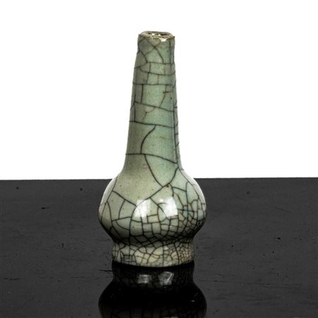 Piccolo vaso in smalto monocromatico, Song , dinastia/Yuan , dinastia