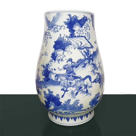 Grande vaso cinese bianco e blu con scene di guerra, Qing , dinastia 18°/19° secolo