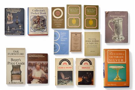 Lotto di libri di antiquariato Il lotto si trova a Firenze. Il ritiro e...