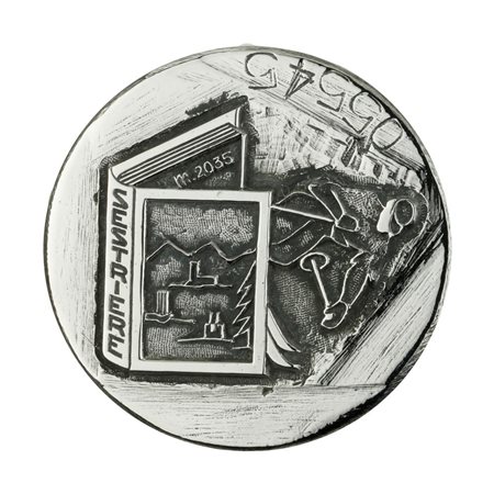  
P Sestriere M 2035 38 x 41 mm 
 