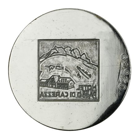  
N Hotel Passo Di Carezza 59 x 43 mm 
 