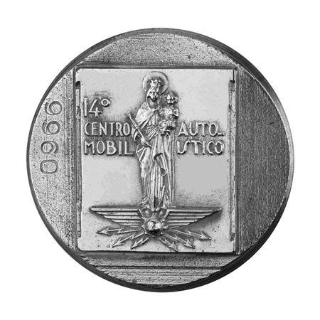  
P XIV centro automobilistico 47 x 43 mm 
 