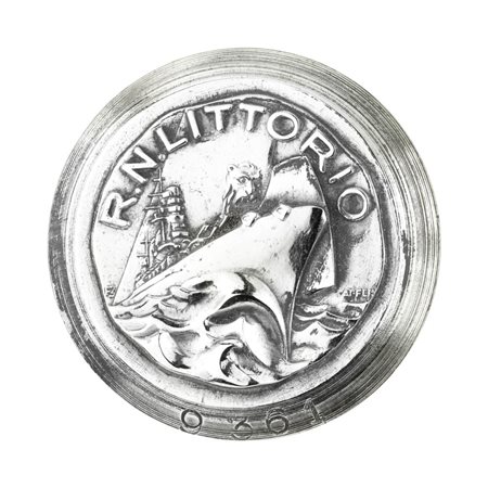  
P R.N. Littorio (Nave Corazzata Da Battaglia) 41 x 37 mm 
 