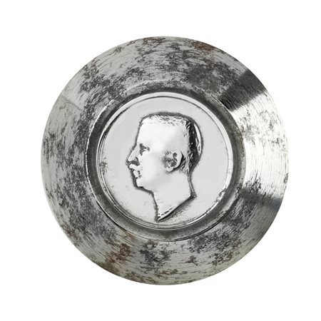  
P Profilo Vittorio Emanuele III 31 x 27 mm 
 