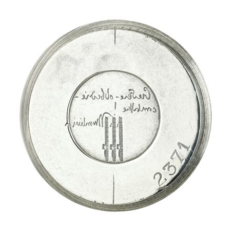  
N Credere Obbedire Combattere Mussolini 51 x 41 mm 
 