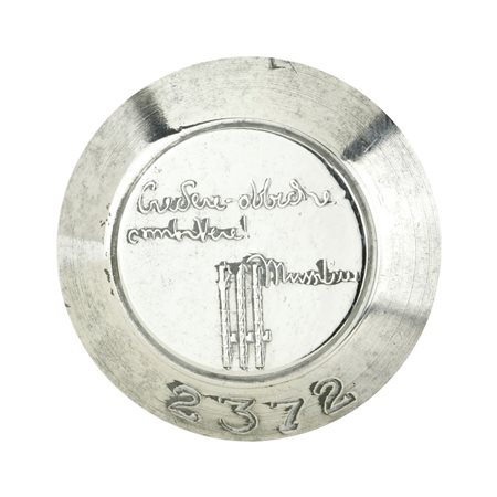  
P Credere Obbedire Combattere Mussolini 31 X31 mm 
 