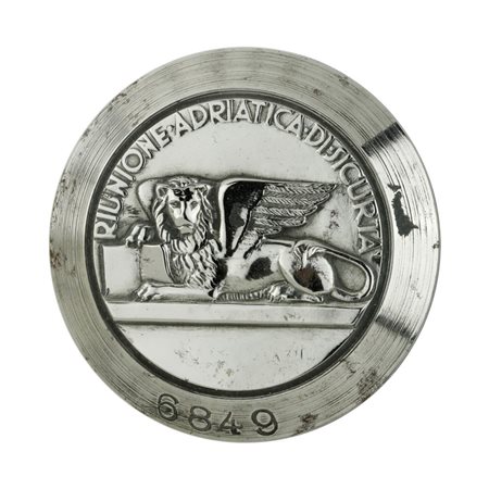  
P Riunione Adriatica Di Sicurta 42 x 41 mm 
 