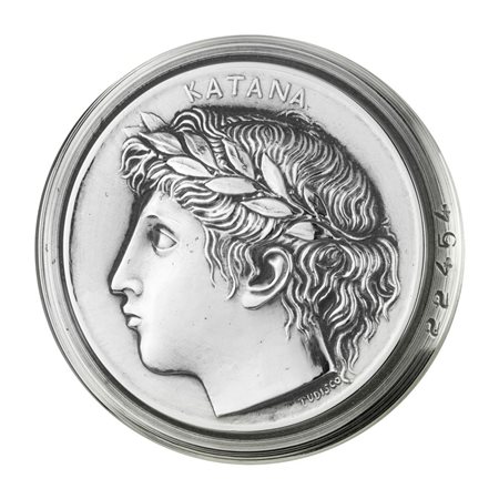  
P Katana. Tudisco 57 x 39 mm 
 