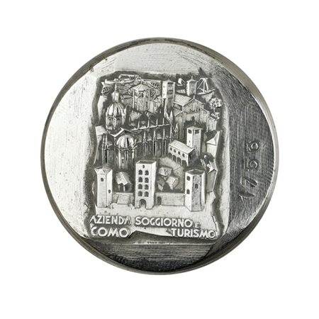  
P Azienda Soggiorno E Turismo Como 42 x 34 mm 
 