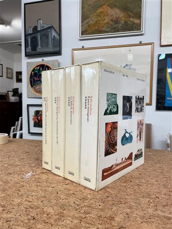 ITALIA MODERNA - Lotto unico di 4 volumi