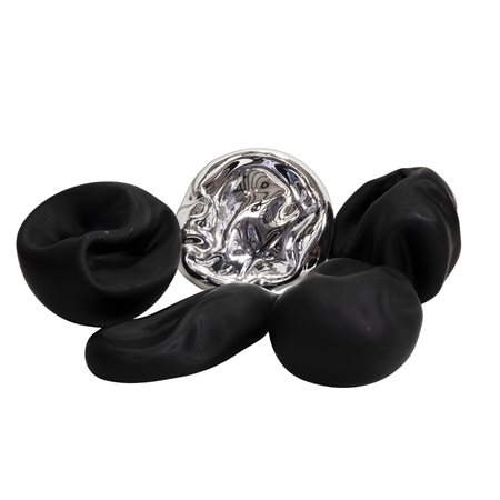 Masuda Hiromi Jokohama 1942 Installazione "Adirato", anni 2000, sculture in...