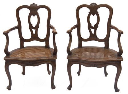  
Coppia di Poltroncine Venezia, metà XVIII secolo
 92 x 61 x 48 cm