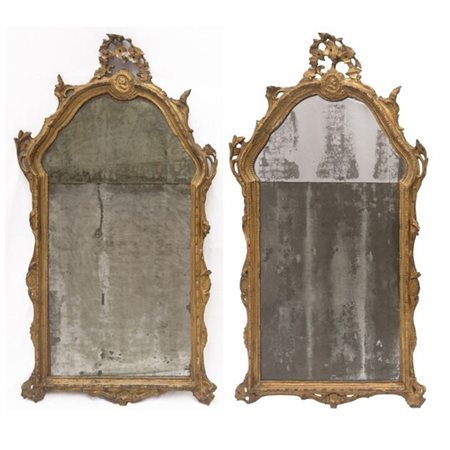  
Coppia di Specchiere Veneto, Metà XVIII secolo
 140 x 74 cm