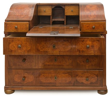  
Ribalta Trentino, Prima metà XVIII secolo
 110 x 127 x 62 cm